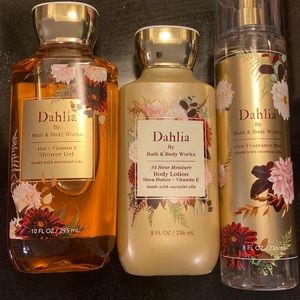 Brand New Bath & Body Works Dahlia Set!